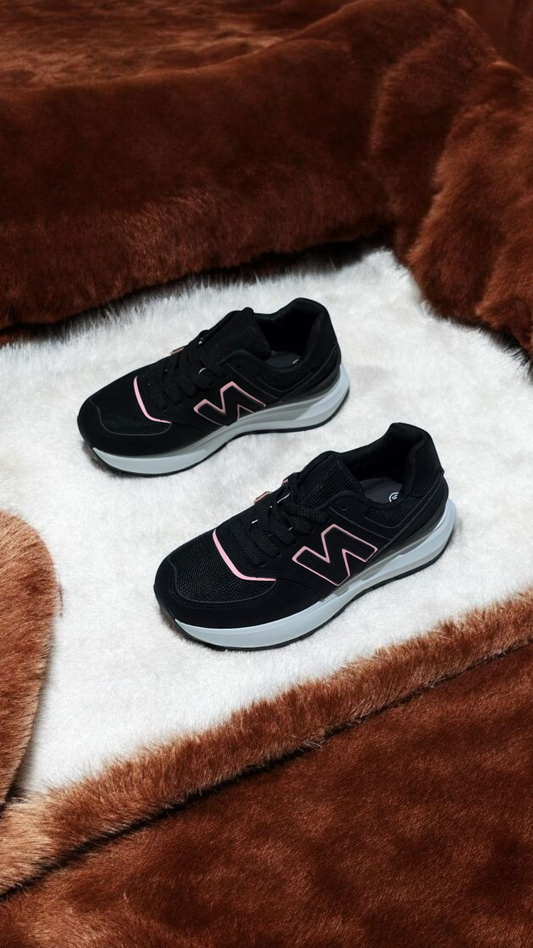 New Balance Dark Bloom