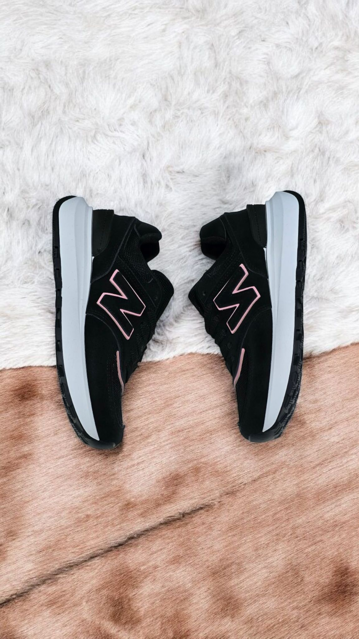 New Balance Dark Bloom